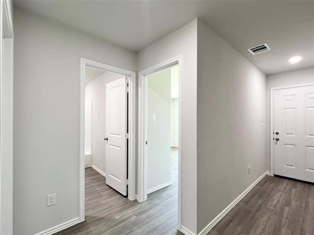 544 Quail Meadows Drive, Cleburne, TX 76031