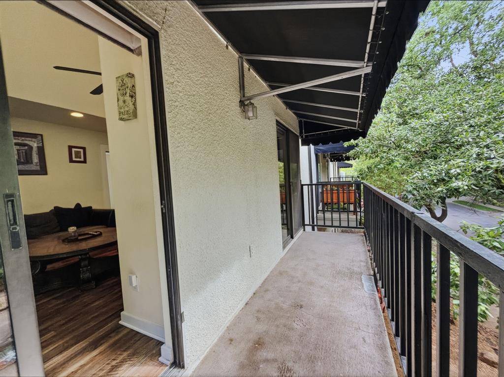 4402 Holland Avenue #202, Dallas, TX 75219