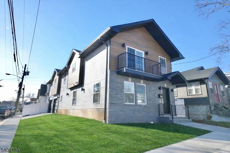 236-238 Keer Ave, Newark City, NJ 07112