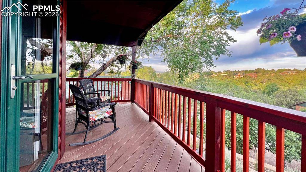 208 Chelten RD, Manitou Springs, CO 80829