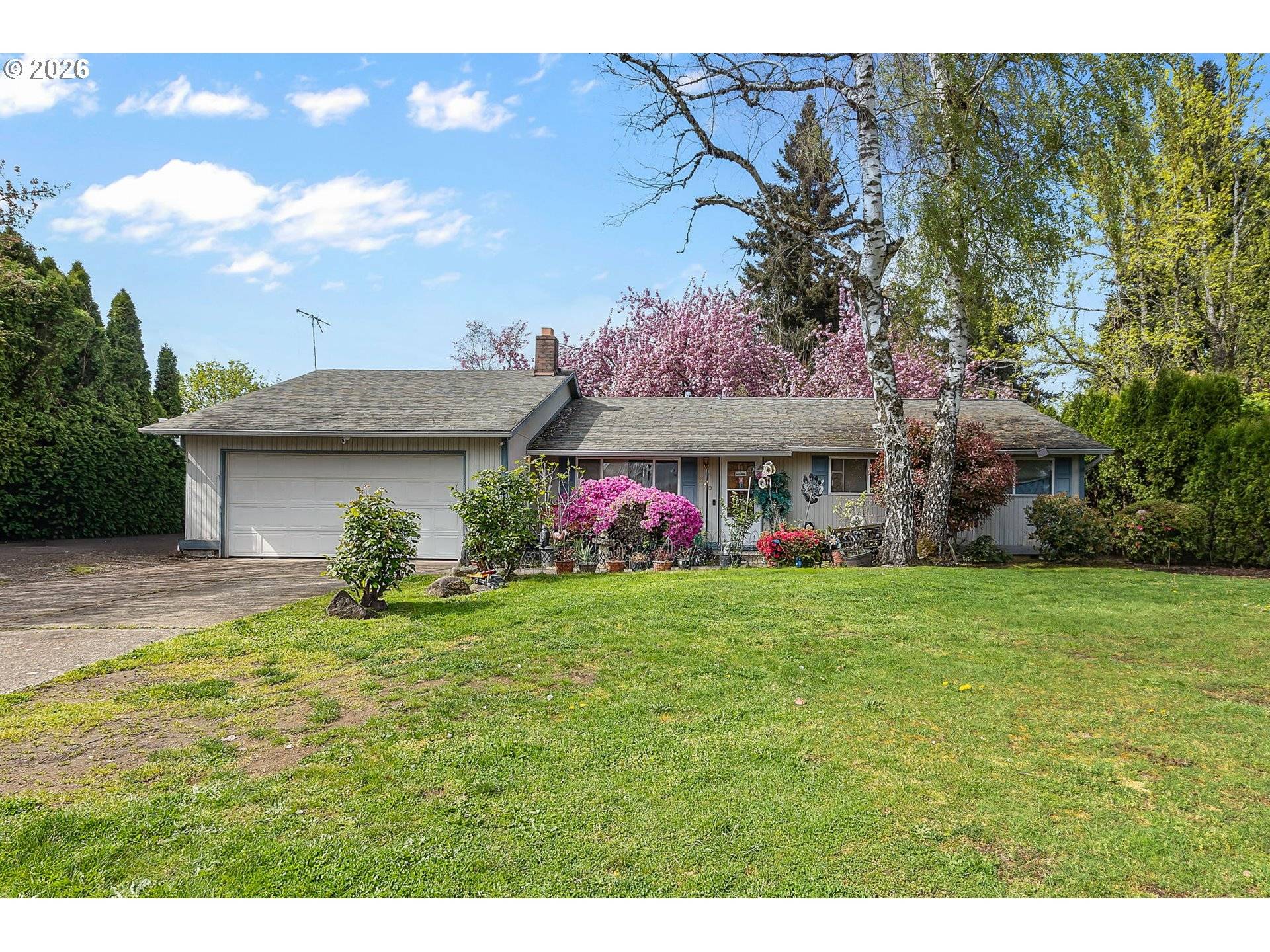 230 SW 8TH AVE, Canby, OR 97013