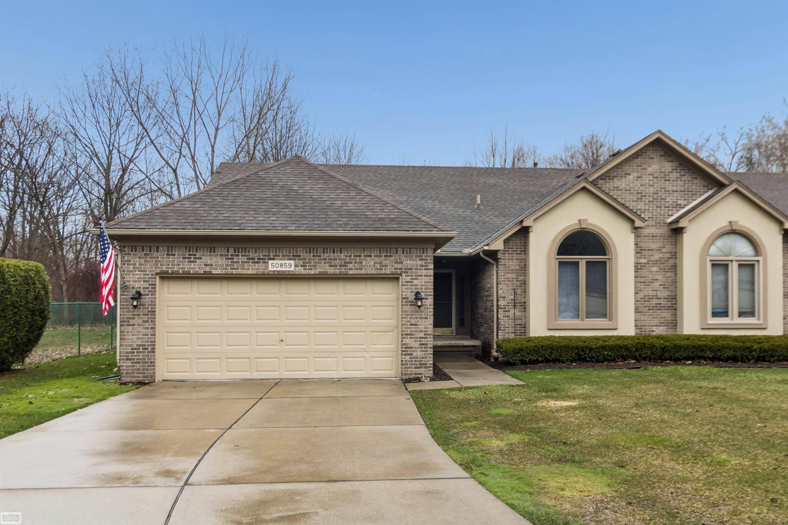50859 Nature Dr DR, Chesterfield Twp, MI 48047