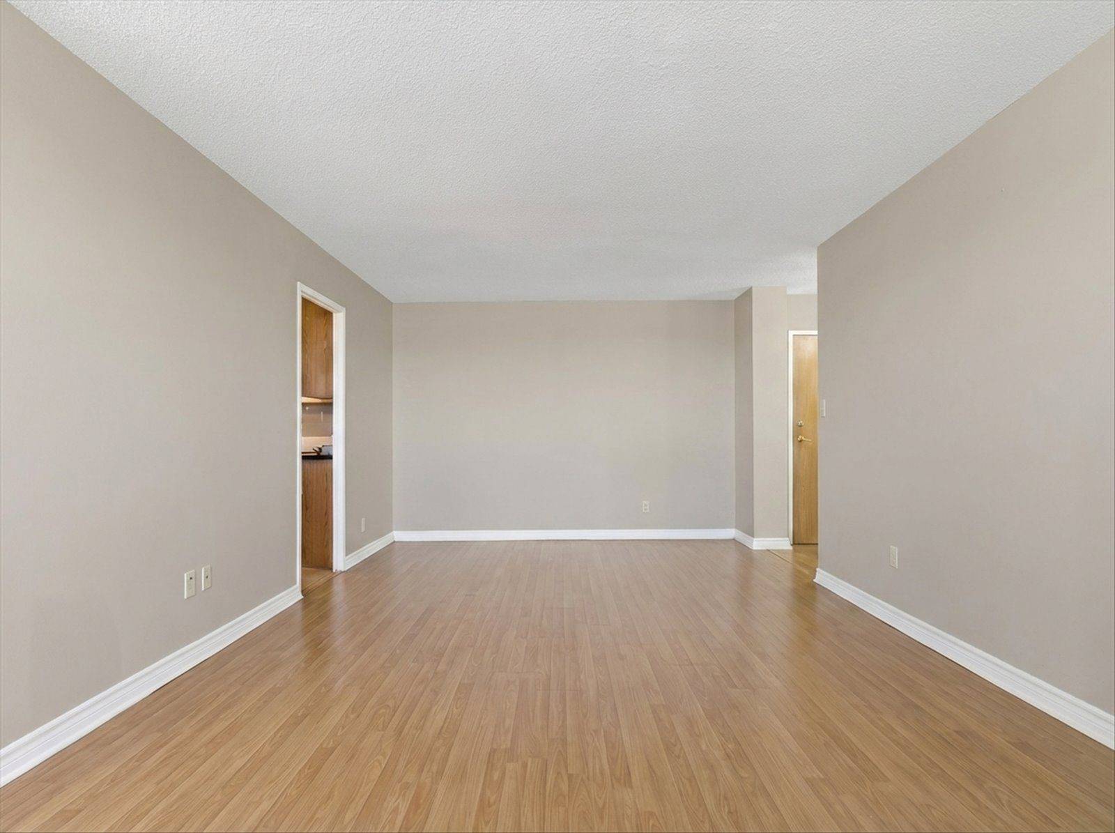 92 Church ST S #705, Ajax, ON L1S 6B4