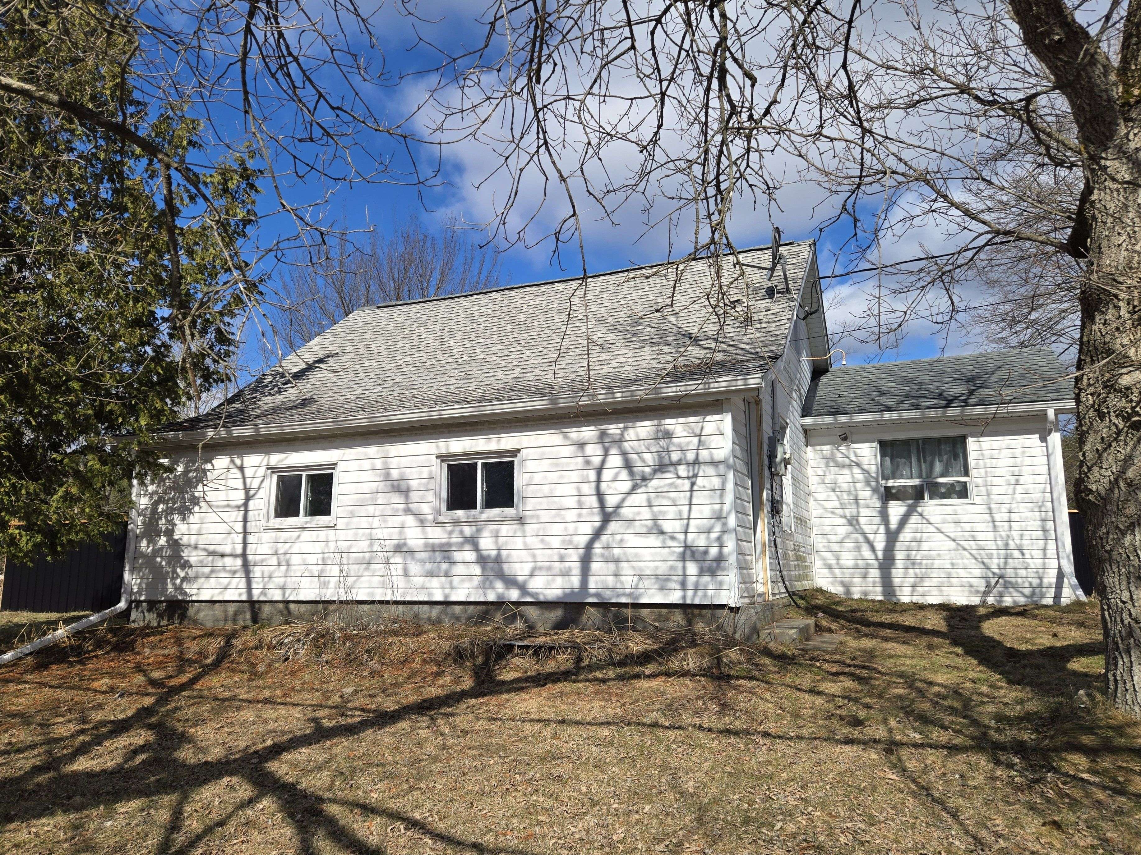 112959 Highway 7 HWY, Addington Highlands, ON K0H 1Z0