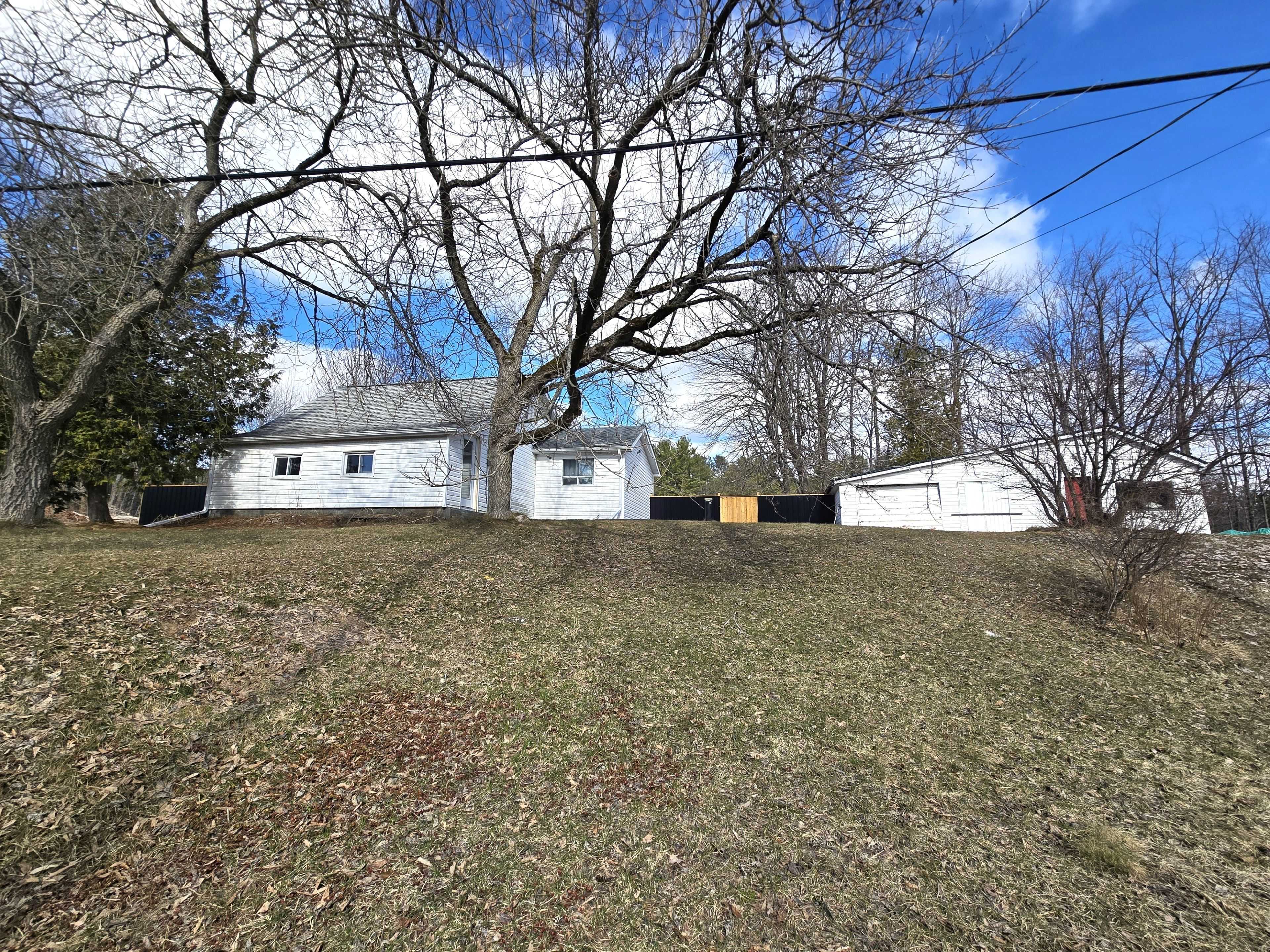 112959 Highway 7 HWY, Addington Highlands, ON K0H 1Z0