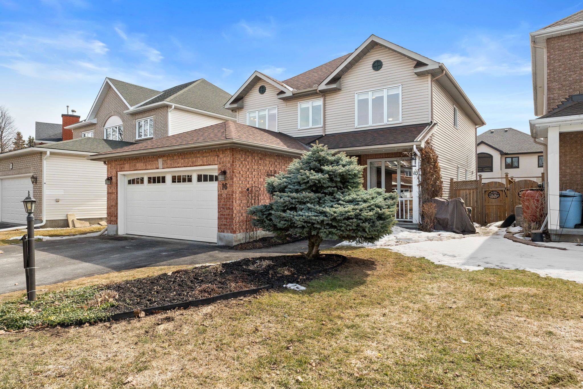 16 Mayford AVE, Barrhaven, ON K2G 6A7