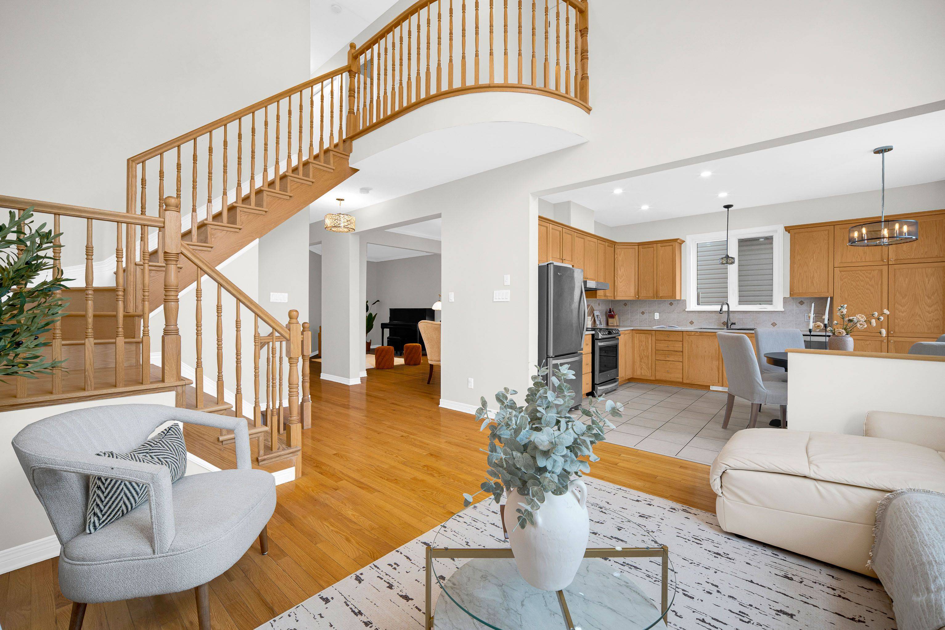 27 Knowlton DR, Barrhaven, ON K2G 6P1