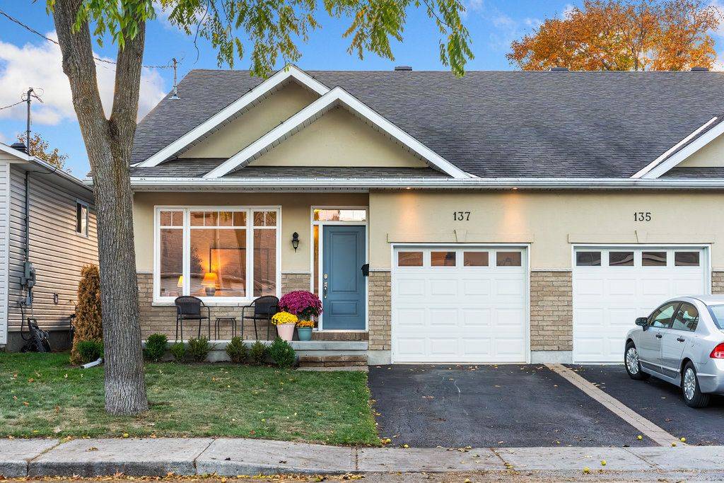 137 Elizabeth ST, Carleton Place, ON K7C 2V9