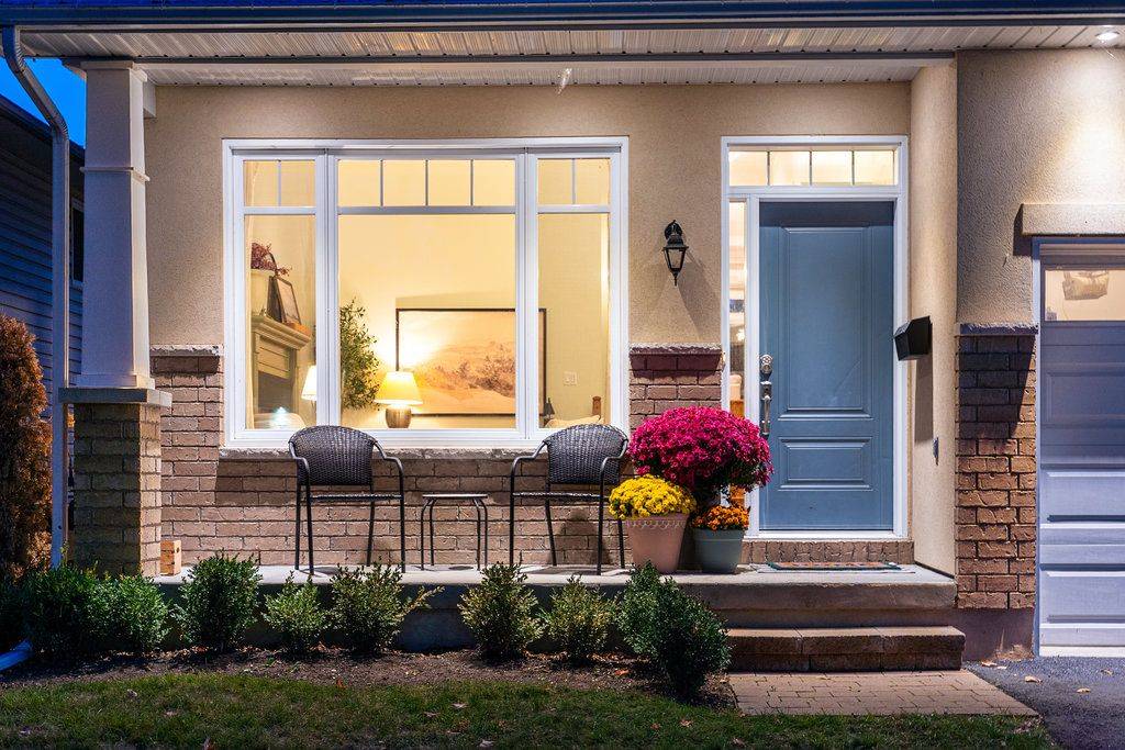 137 Elizabeth ST, Carleton Place, ON K7C 2V9