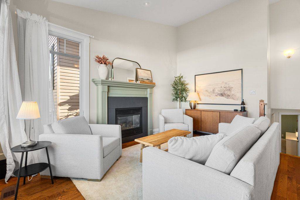 137 Elizabeth ST, Carleton Place, ON K7C 2V9