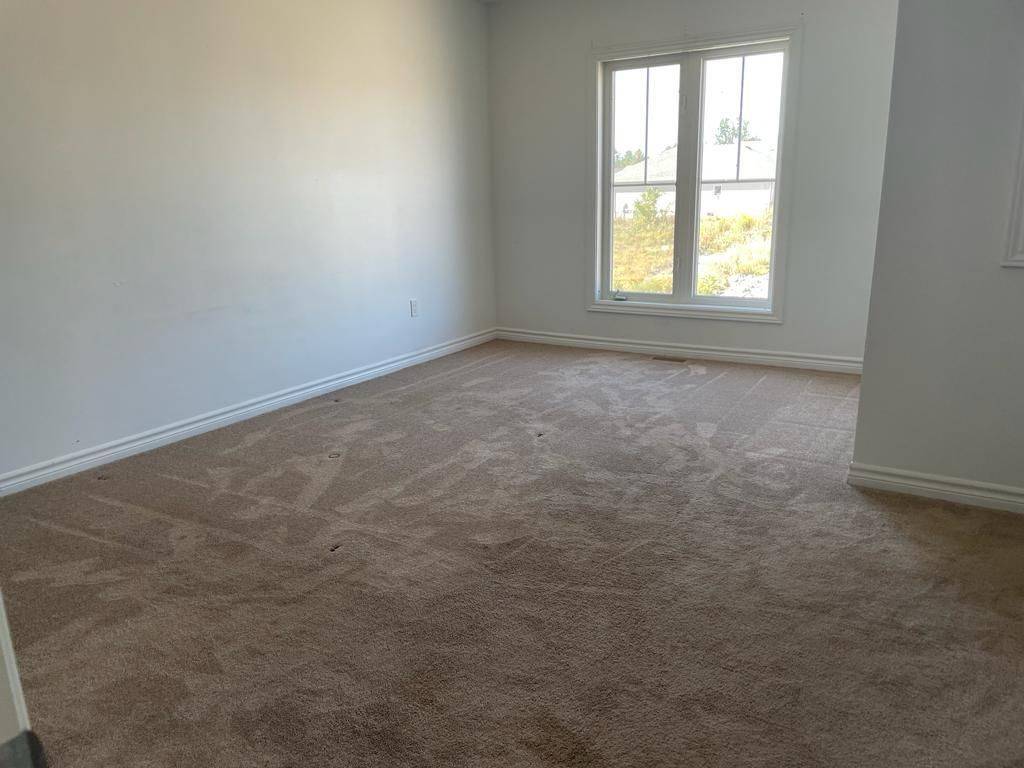 31 Brennan CRES, Loyalist, ON K0H 2H0