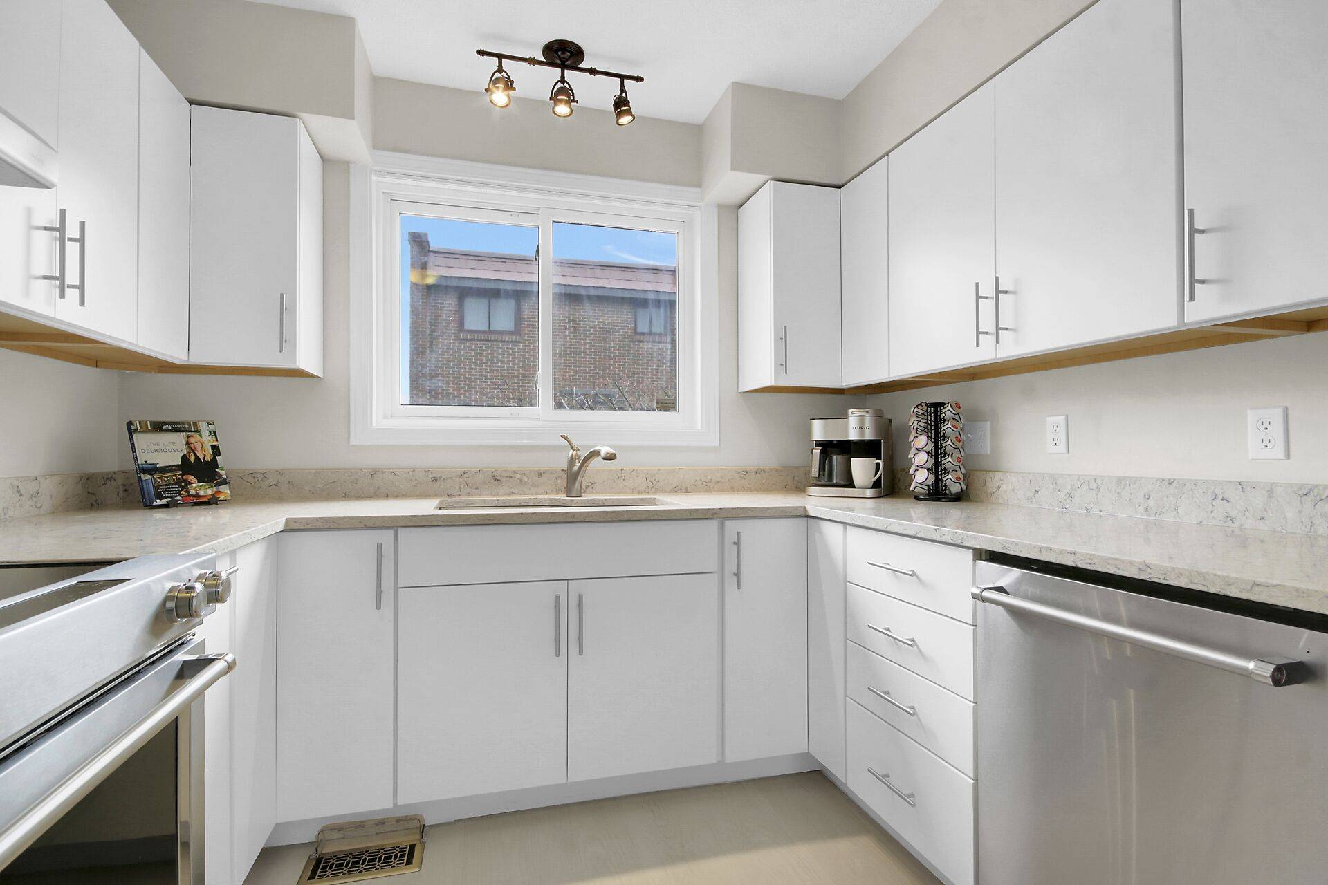 3924K Old Richmond RD #30, Bells Corners And South To Fallowfield, ON K2H 5C6