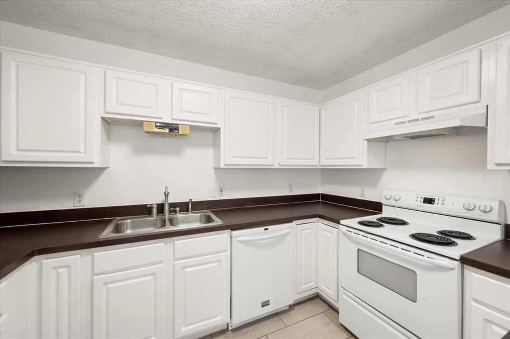 6324 Fern Meadow Drive, Fort Worth, TX 76179