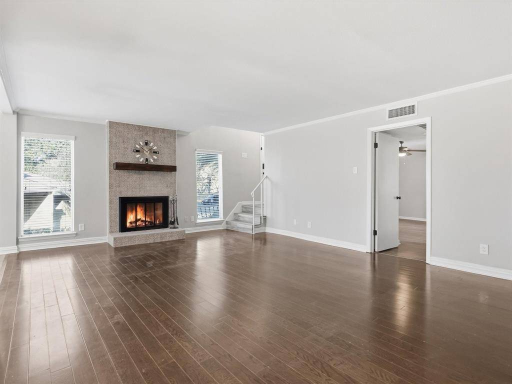 2713 Meadowstone Court, Carrollton, TX 75006