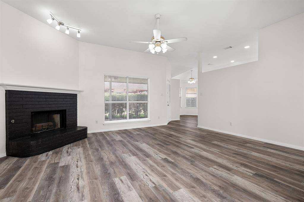 315 Myrtle Avenue, Waxahachie, TX 75165