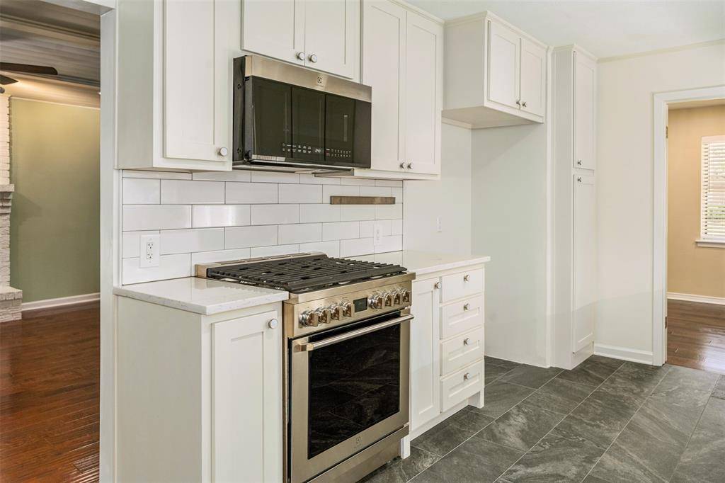 5811 Clendenin Avenue, Dallas, TX 75228