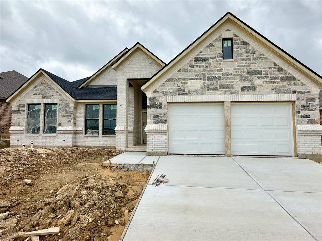 2007 Belle Lagos Lane, Cleburne, TX 76033