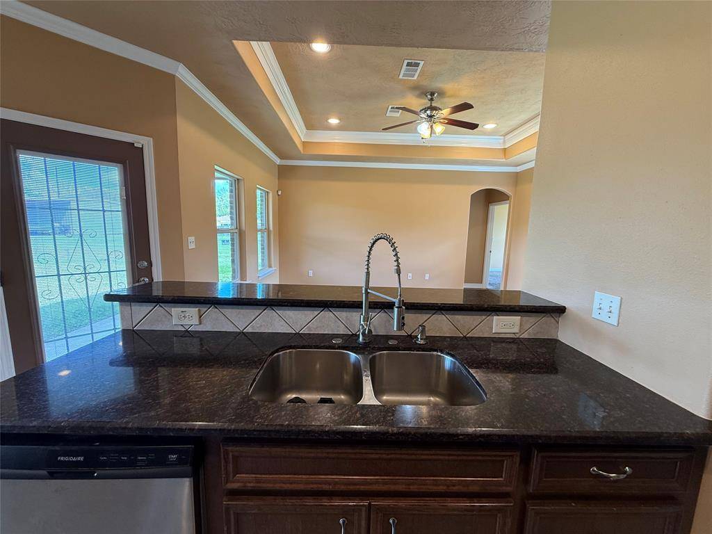 8640 Baker Road, Beaumont, TX 77707