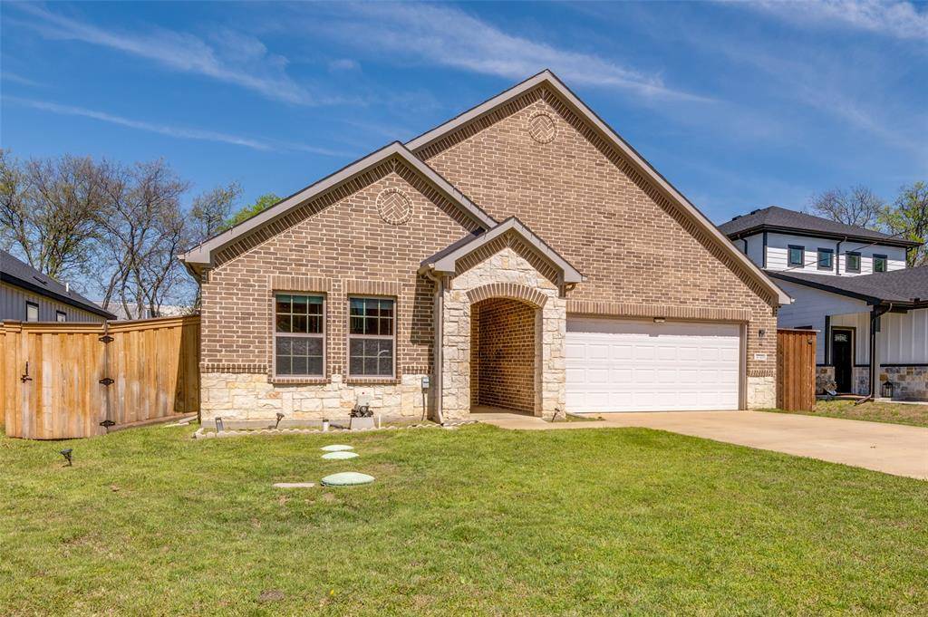 2723 Pike Drive, Lancaster, TX 75134