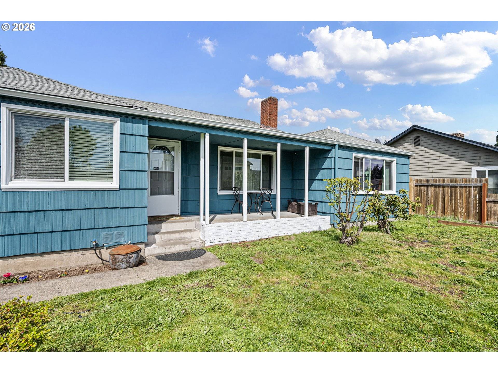 2207 WILLONA DR, Eugene, OR 97408