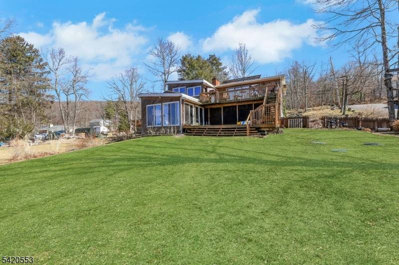 199 Lake Shore Dr, West Milford Twp., NJ 07421