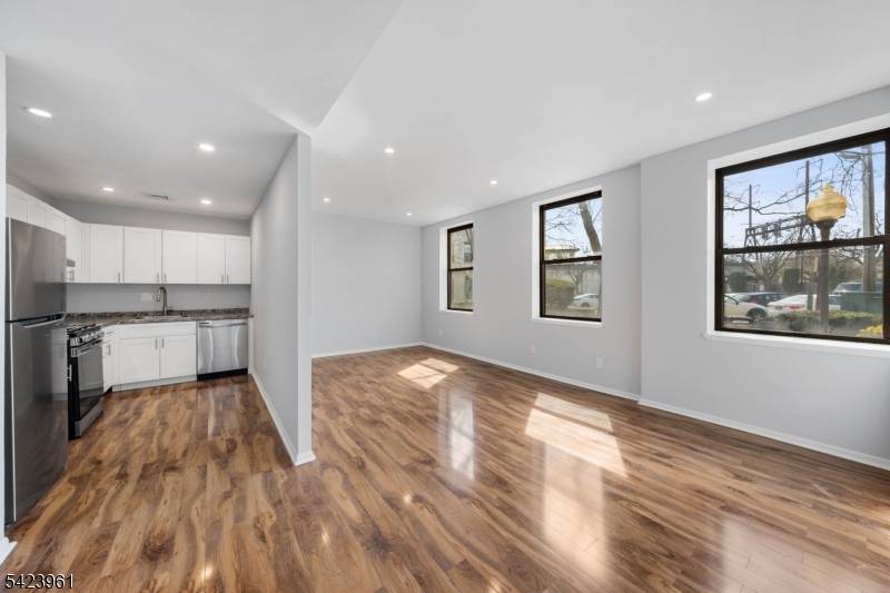 54 W Cherry St #106, Rahway City, NJ 07065