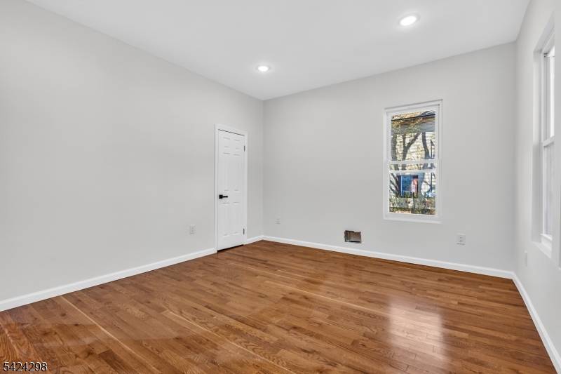 562 Tremont Ave, City Of Orange Twp., NJ 07050