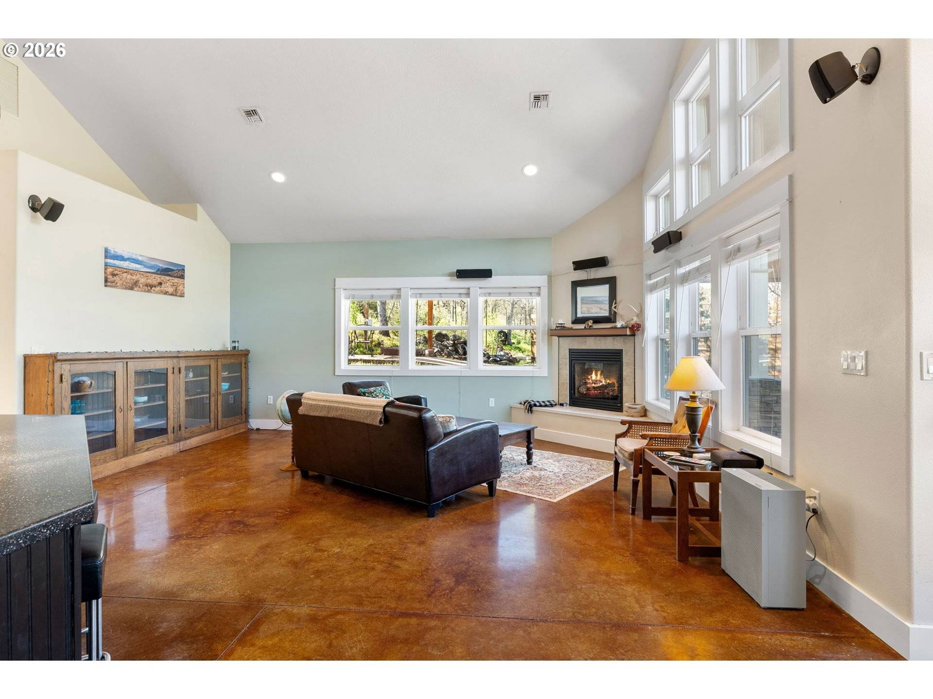 6530 WELLS RD, The Dalles, OR 97058