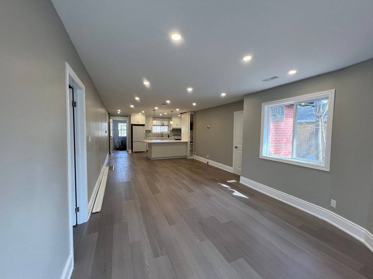 73 Murray DR, Aurora, ON L4G 2C2