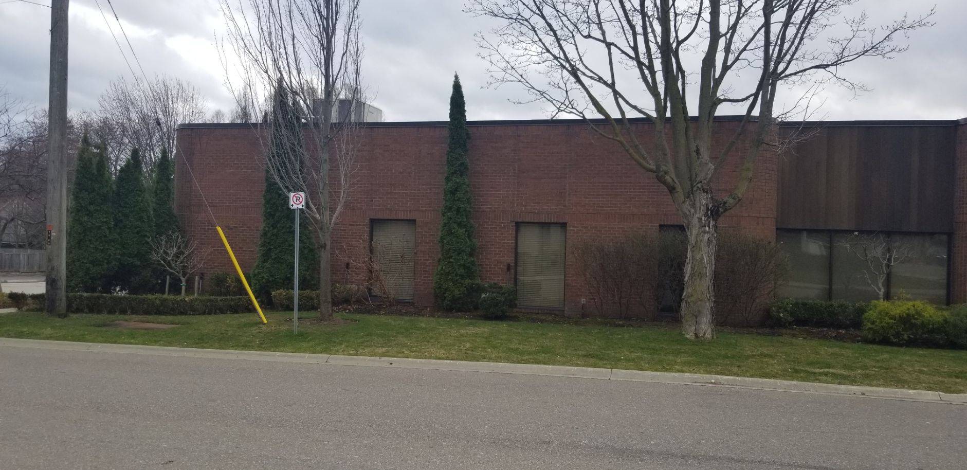 60 Lakeshore RD W #1, Oakville, ON L6K 1E1