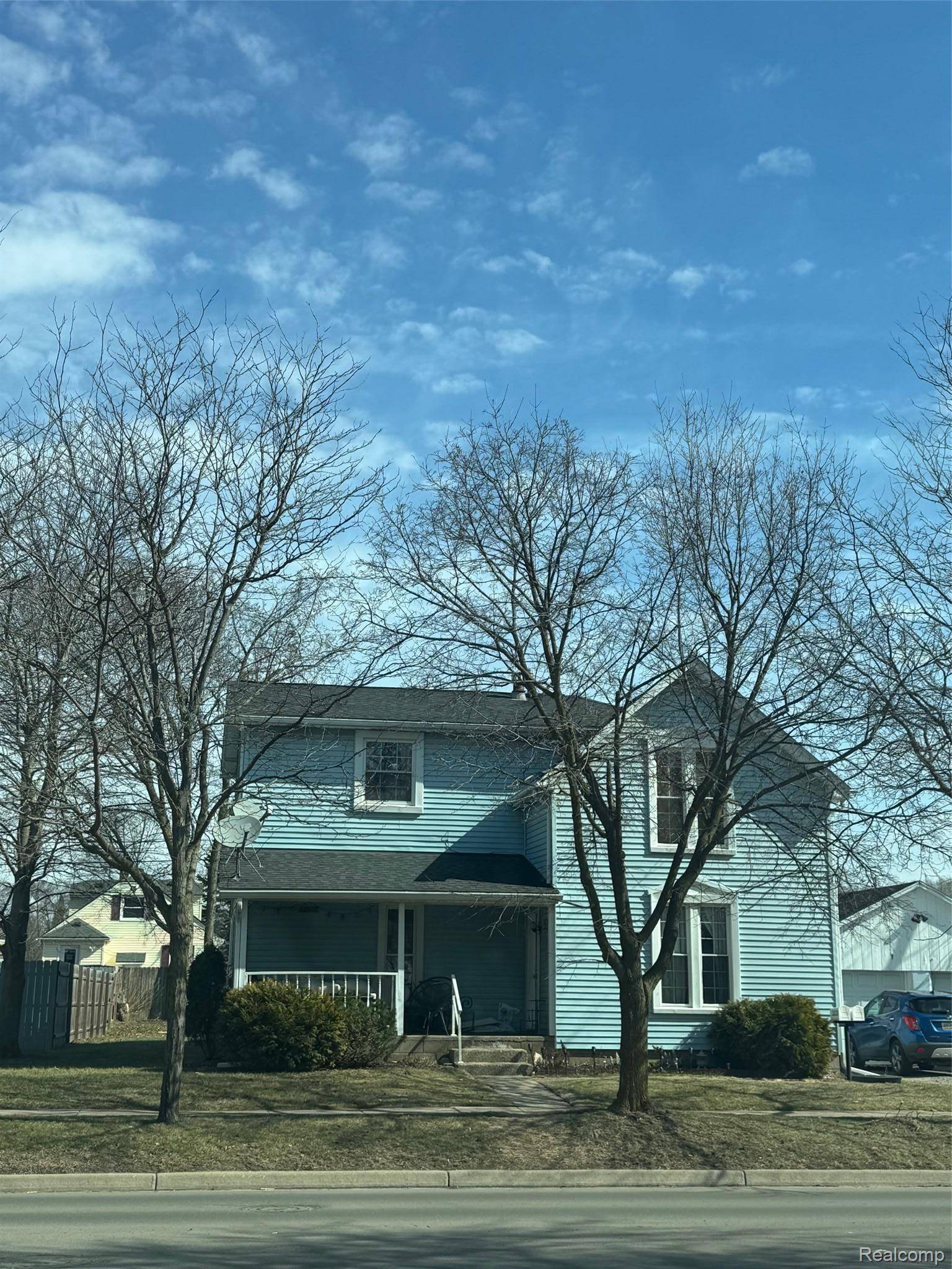 744 E Sibley ST, Howell, MI 48843