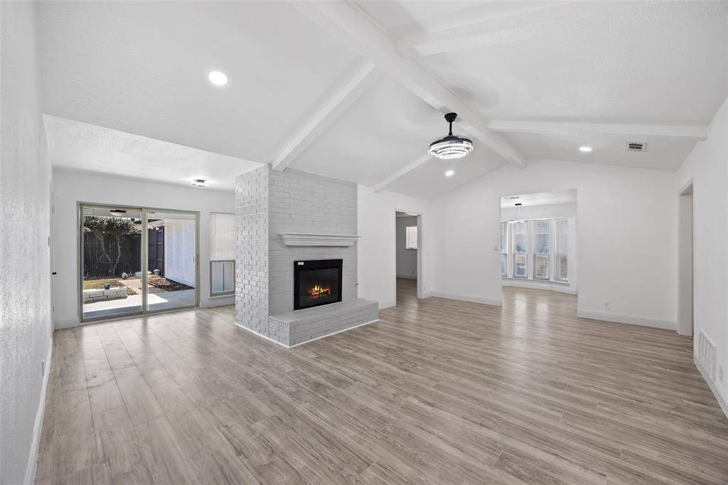 1870 El Paso Street, Lewisville, TX 75077