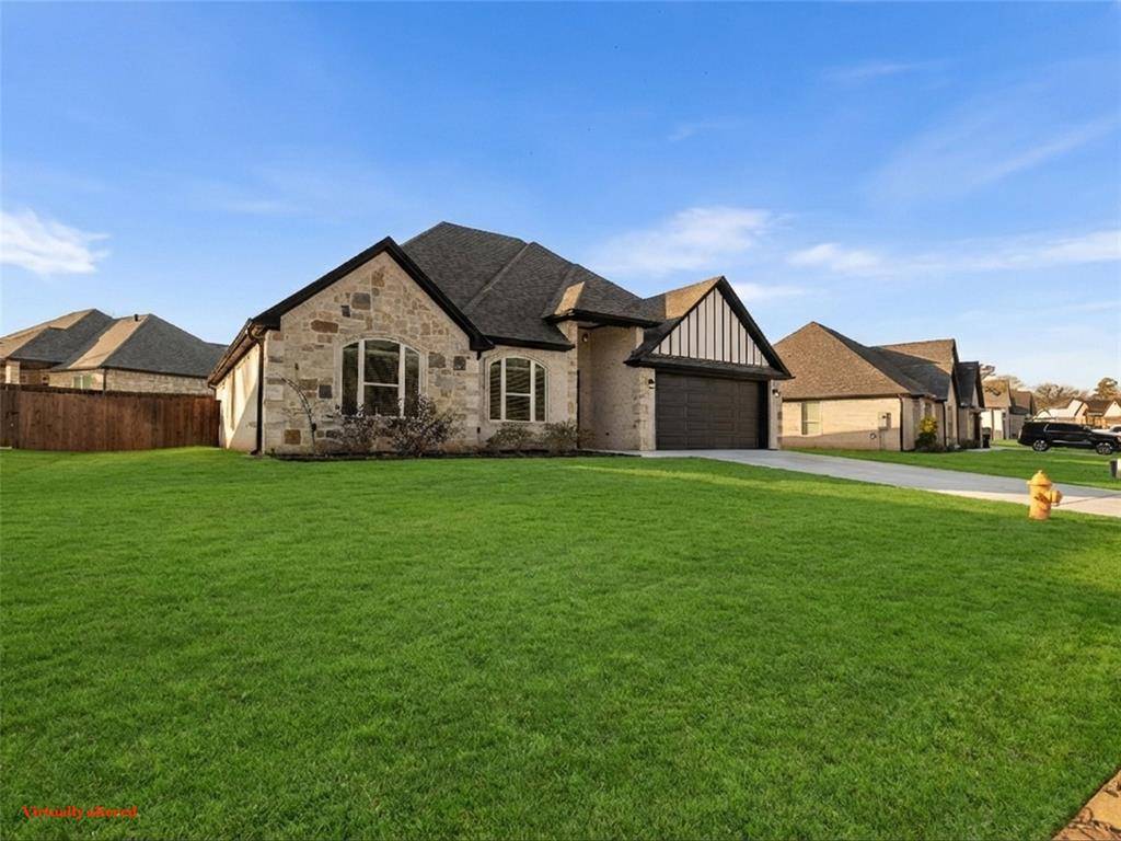 1006 Windy Ridge Drive, Longview, TX 75604