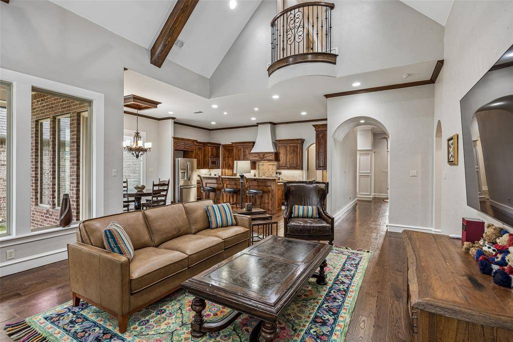 5061 Copperglen Circle, Colleyville, TX 76034