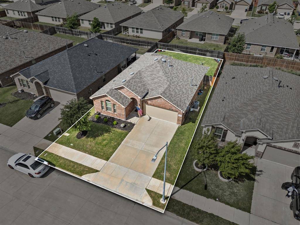 8917 Dameron Drive, Fort Worth, TX 76131