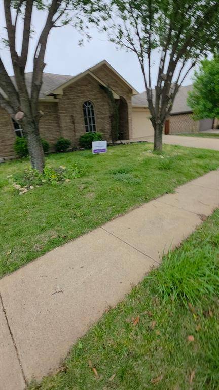 825 Forest Heights Drive, Fort Worth, TX 76036
