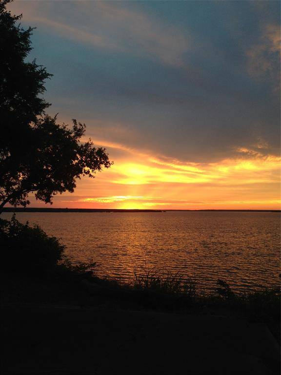 287 Canyon Drive, Whitney, TX 76692