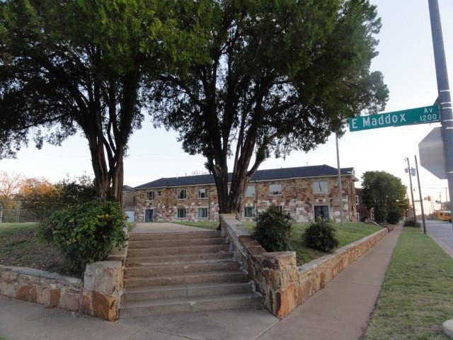 1200 E Maddox Avenue, Fort Worth, TX 76104