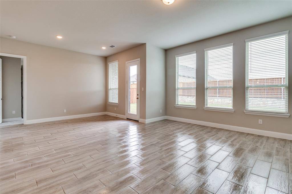 1319 Beach Boulevard, Sherman, TX 75090