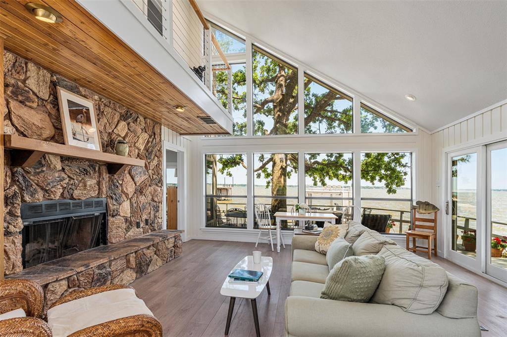 513 Winding Shore Drive, Tool, TX 75143