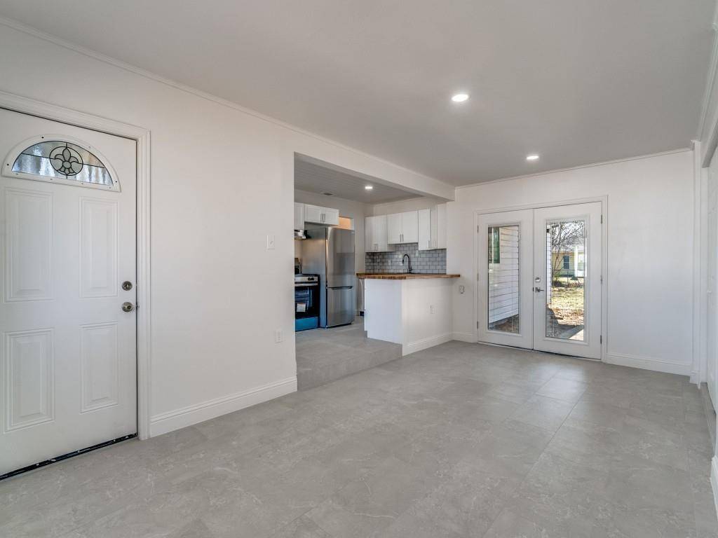 4528 Newman Drive, Haltom City, TX 76117