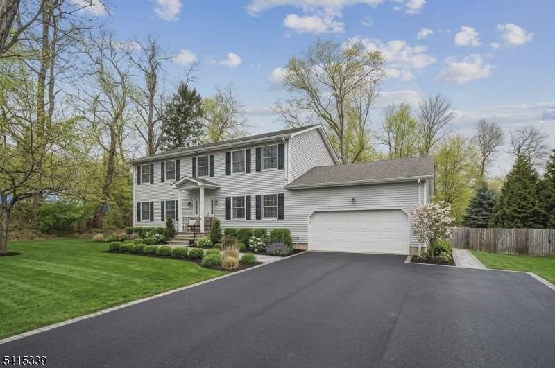 110 Edgewood Ave, Green Brook Twp., NJ 08812