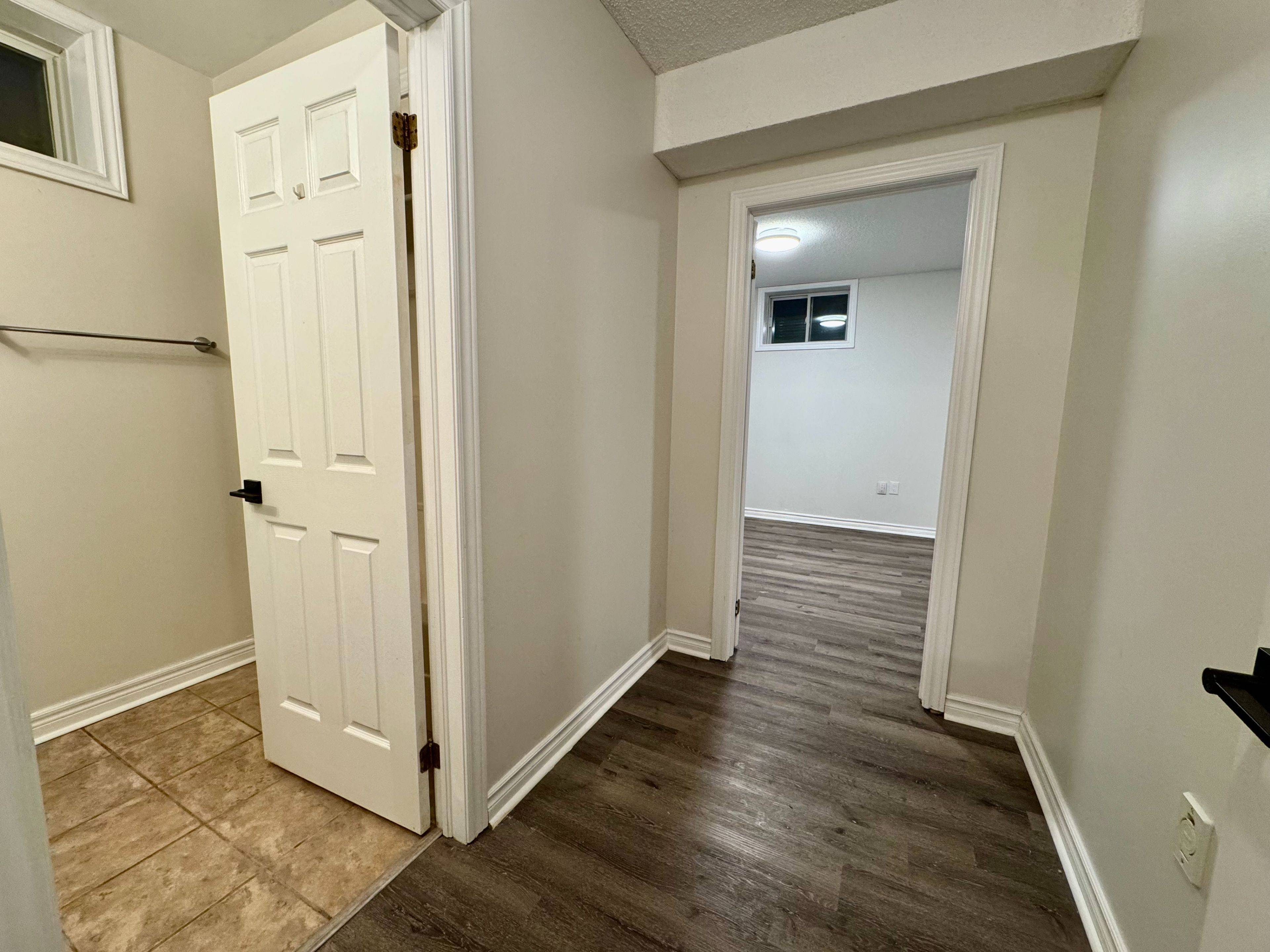 210 Old Yonge #Basement ST, Aurora, ON L4G 6J6