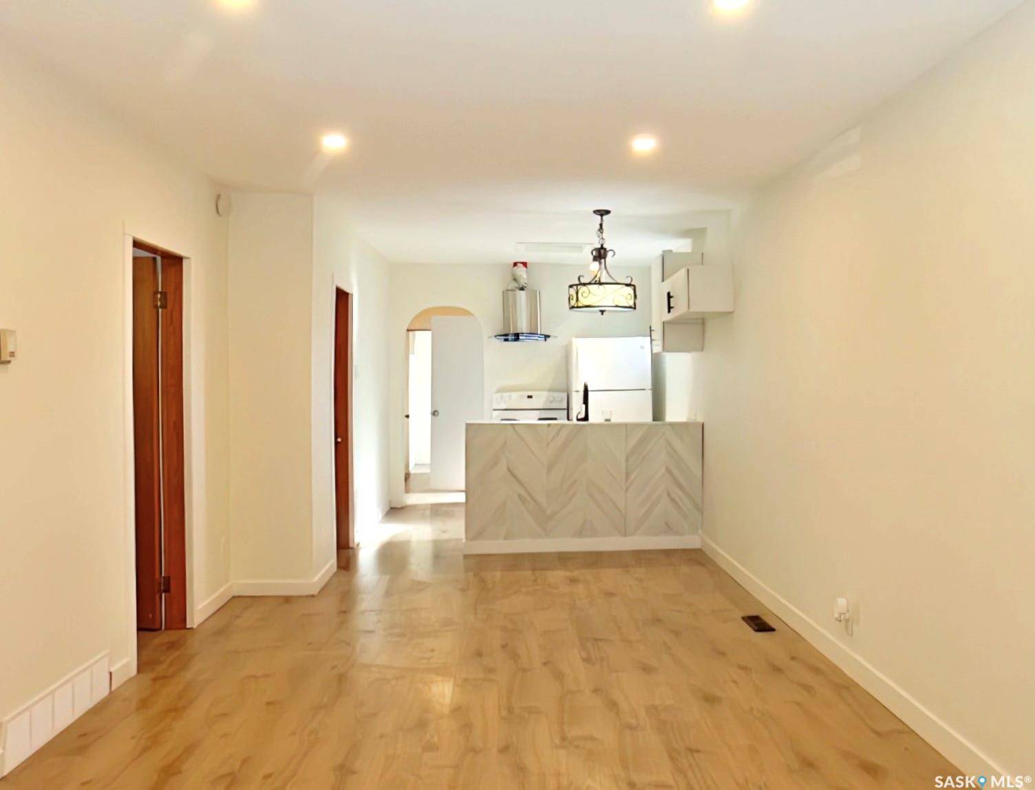 651 Queen STREET, Regina, SK S4T 4A2