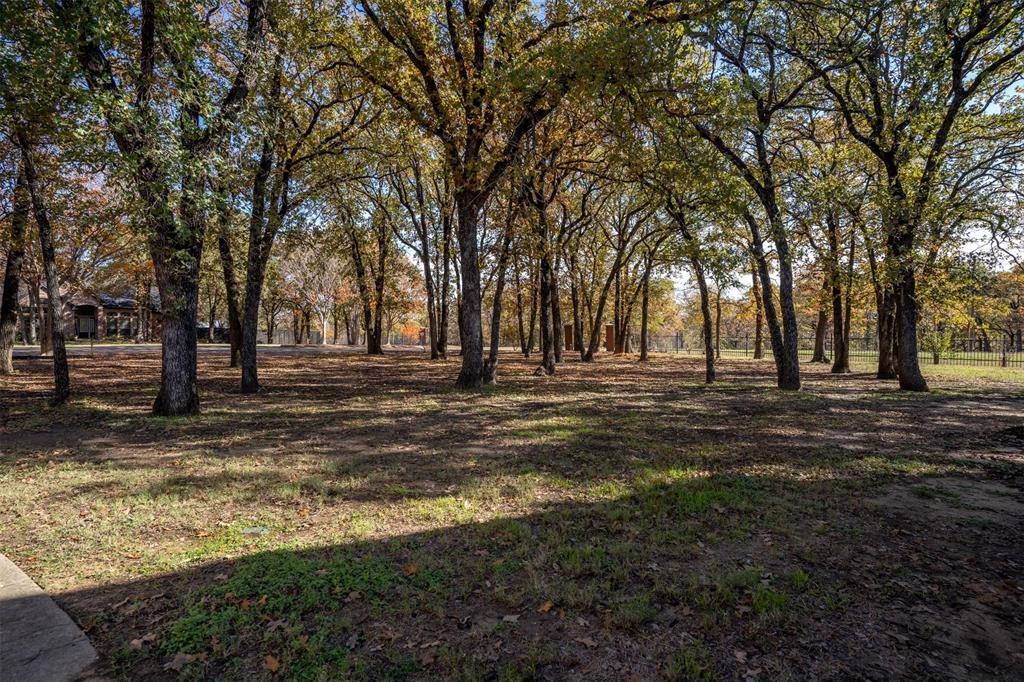 230 River Oaks Drive, Combine, TX 75159