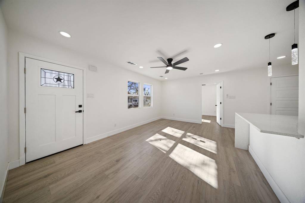 1817 Newton Street, Arlington, TX 76010