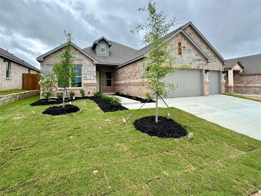 2003 Belle Lagos Lane, Cleburne, TX 76033