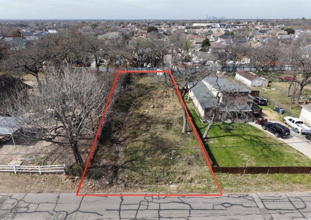 1913 Leroy Road, Dallas, TX 75217