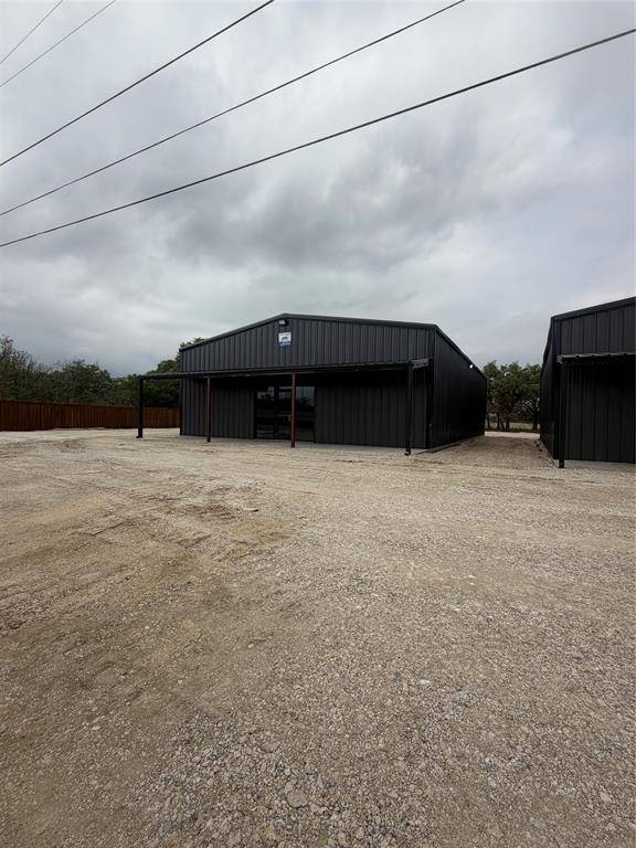 506 N Access Road #101, Clyde, TX 79510