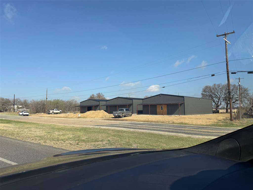506 N Access Road #101, Clyde, TX 79510